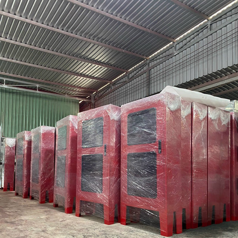 Tủ đựng thiết bị PCCC ngoài trời có khóa bật đen